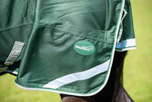 Load image into Gallery viewer, Swish Equestrian 50g Detachable Neck Turnout Rug - Hunter Green
